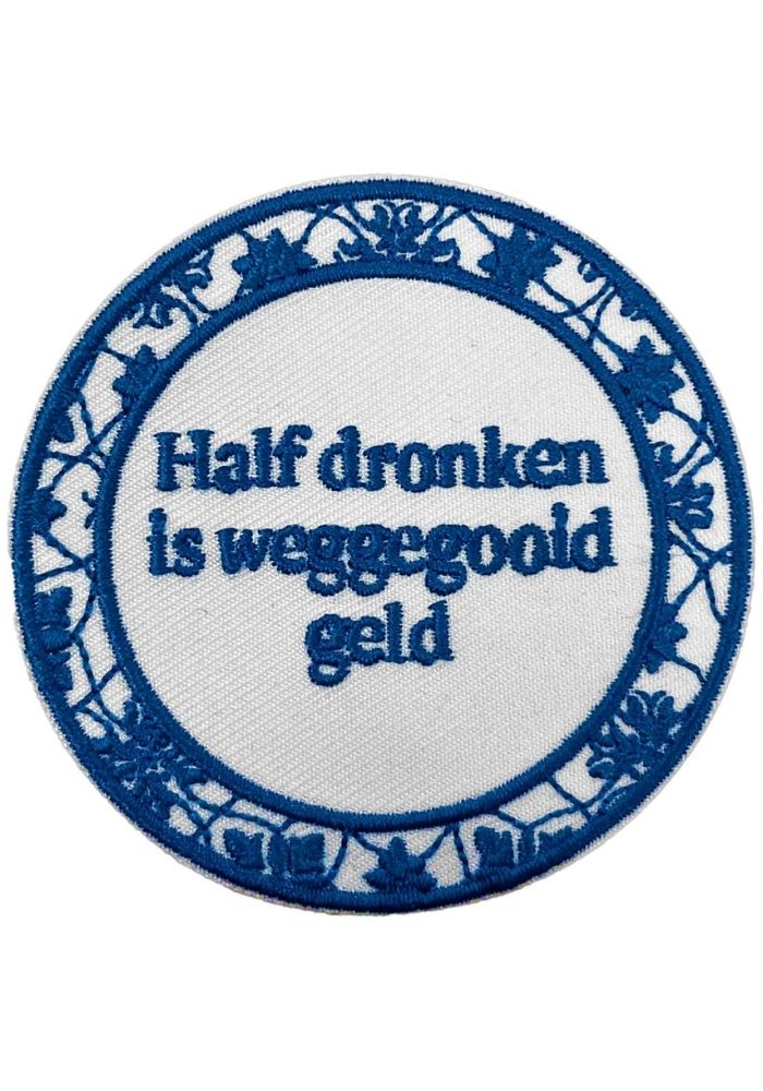 Tegeltje Half Dronken - Carnavals Embleem - Festivales