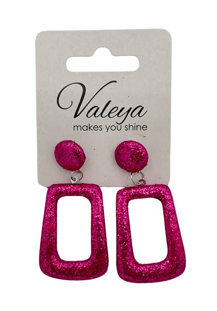 Oorbellen in glitter roze kleur met rechthoekige vorm verpakking